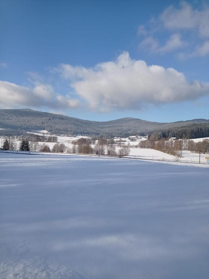 Am Bach * Achslach